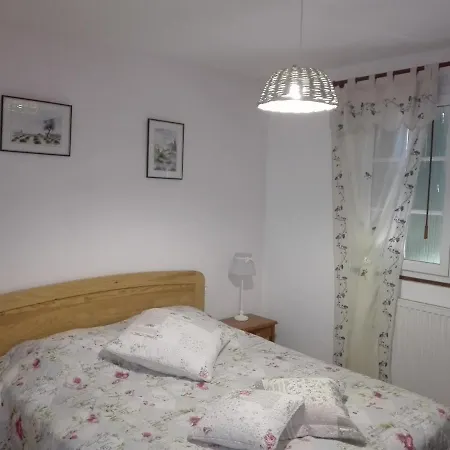 Bnbinb La Cour Enchantee Bed & Breakfast