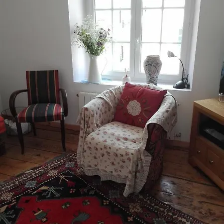 Bnbinb La Cour Enchantee Brugairolles