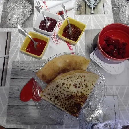 Alojamento de Acomodação e Pequeno-almoço Bnbinb La Cour Enchantee