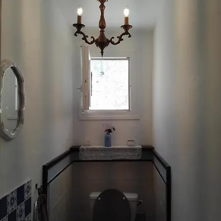 Bnbinb La Cour Enchantee Panzió Brugairolles