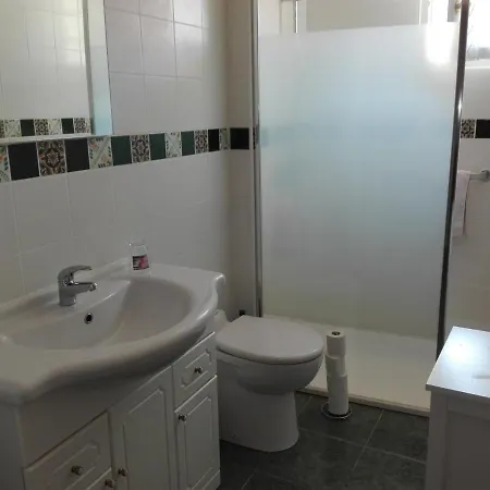 Bnbinb La Cour Enchantee Brugairolles