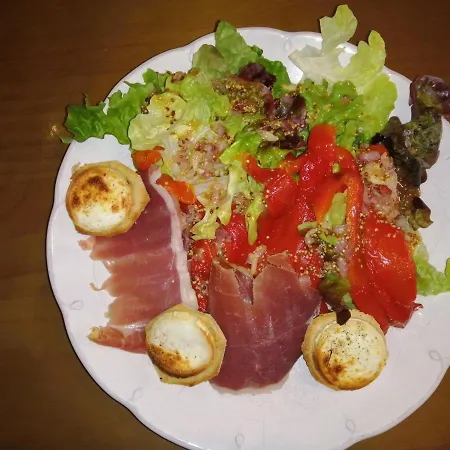 Bnbinb La Cour Enchantee *