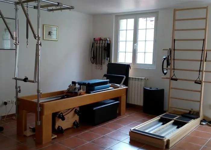 Bnbinb La Cour Enchantee Brugairolles