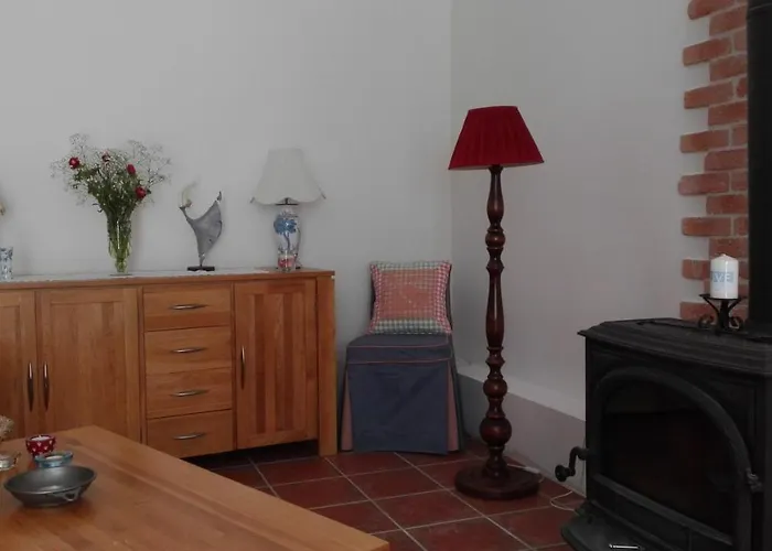 Bnbinb La Cour Enchantee Frühstückspension *