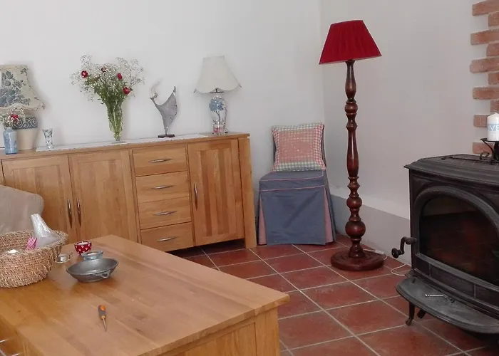 Bnbinb La Cour Enchantee Frühstückspension Brugairolles