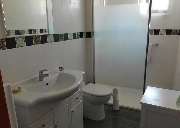 Bnbinb La Cour Enchantee Brugairolles