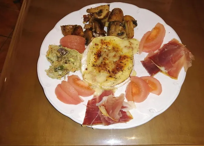 Bnbinb La Cour Enchantee Frühstückspension Brugairolles