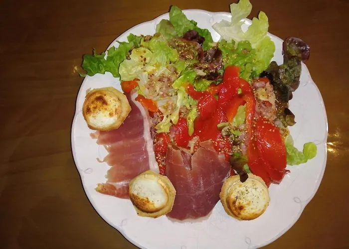 Bnbinb La Cour Enchantee *